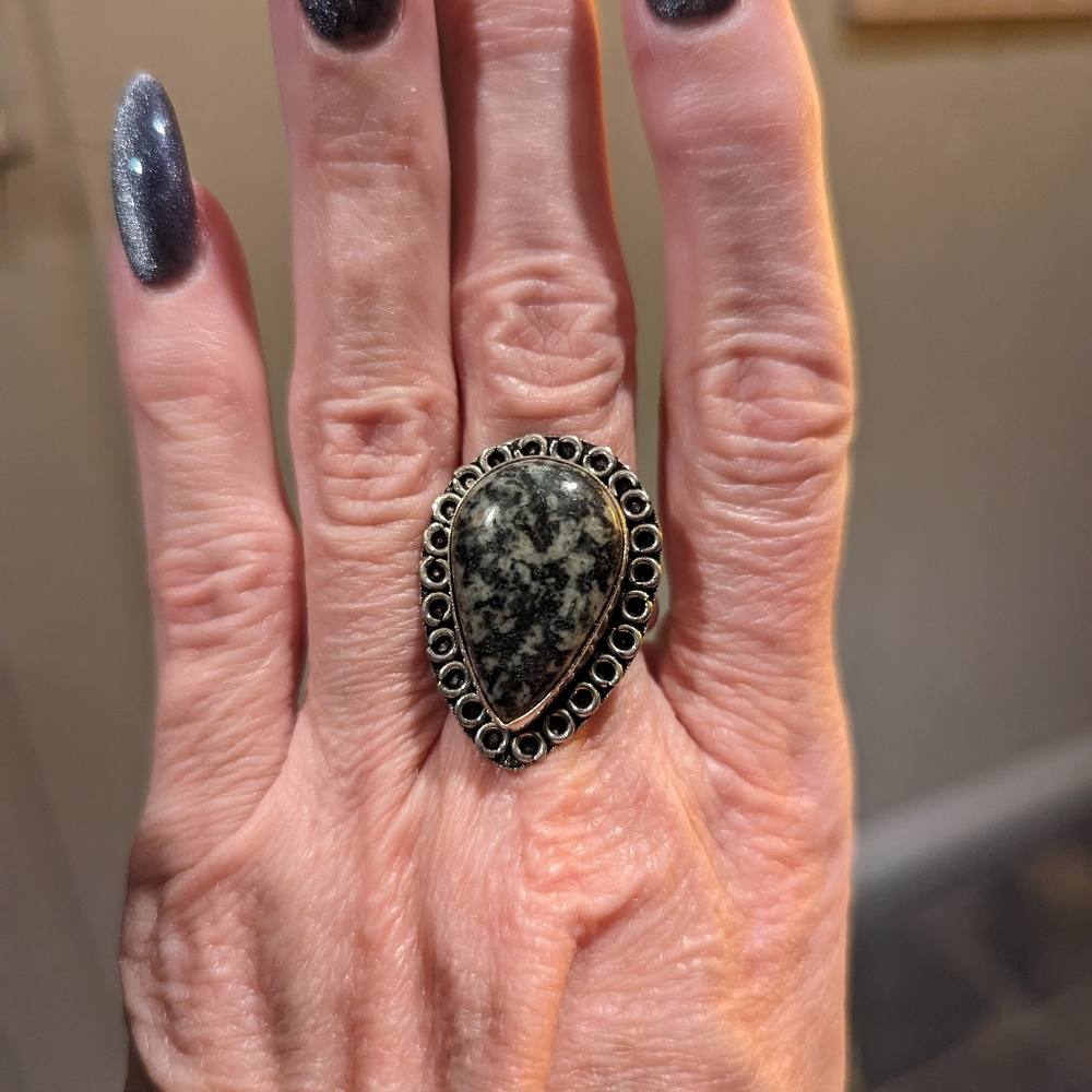 SALE - Gorgeous Stone Ring